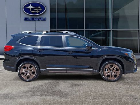 Certified 2025 Subaru Ascent Bronze Edition w/ Popular Package #2 AWD/4WD image 9