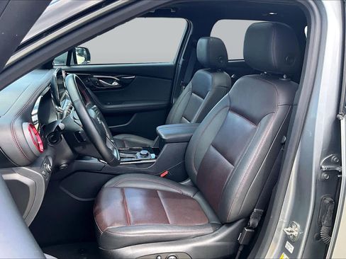 Used 2023 Chevrolet Blazer RS w/ Enhanced Convenience Package FWD image 8