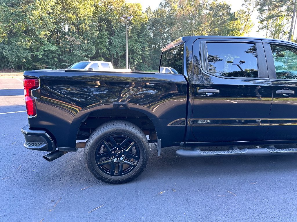 Used 2021 Chevrolet Silverado 1500 Custom w/ Rally Edition RWD image 9