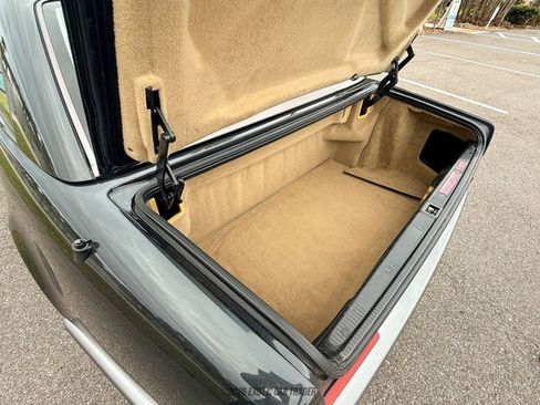 Used 1990 Mercedes-Benz 300 SL image 79