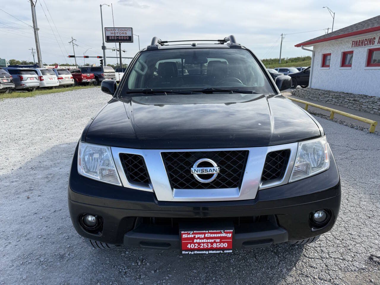 Used 2019 Nissan Frontier PRO-4X w/ Pro-4x Luxury Package AWD/4WD image 2