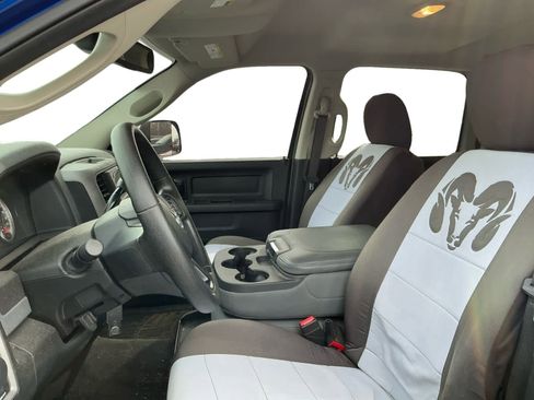 Used 2017 RAM 2500 Tradesman w/ Chrome Appearance Group image 9