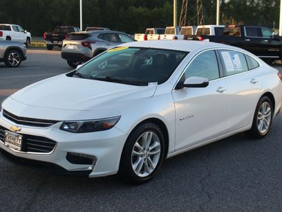 Used 2017 Chevrolet Malibu LT