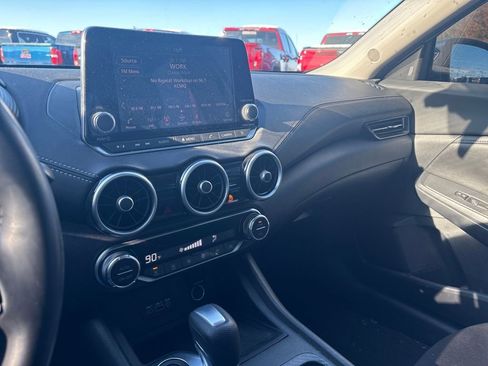 Used 2020 Nissan Sentra SV w/ Lighting Package image 24