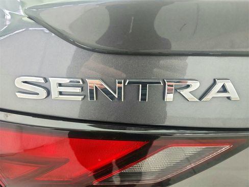 Used 2021 Nissan Sentra SR image 28