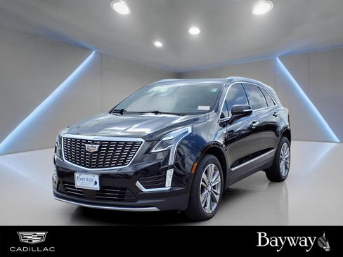Certified 2022 Cadillac XT5 Premium Luxury w/ Platinum Package image 1