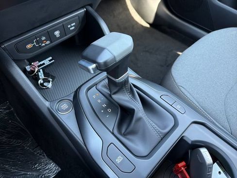New 2026 Kia K4 FWD image 15