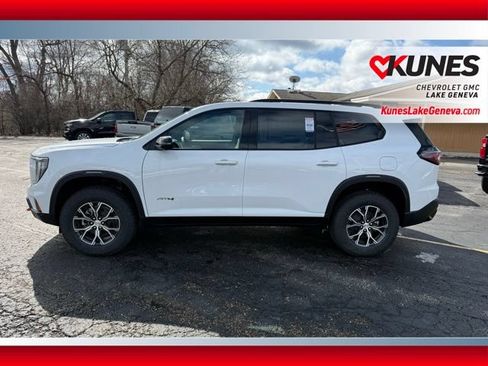 New 2026 GMC Acadia AT4 w/ Luxury Package AWD/4WD image 8