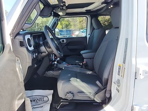 New 2026 Jeep Gladiator Willys image 23