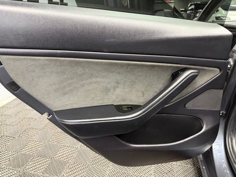 Used 2019 Tesla Model 3 Standard Range Plus RWD image 39