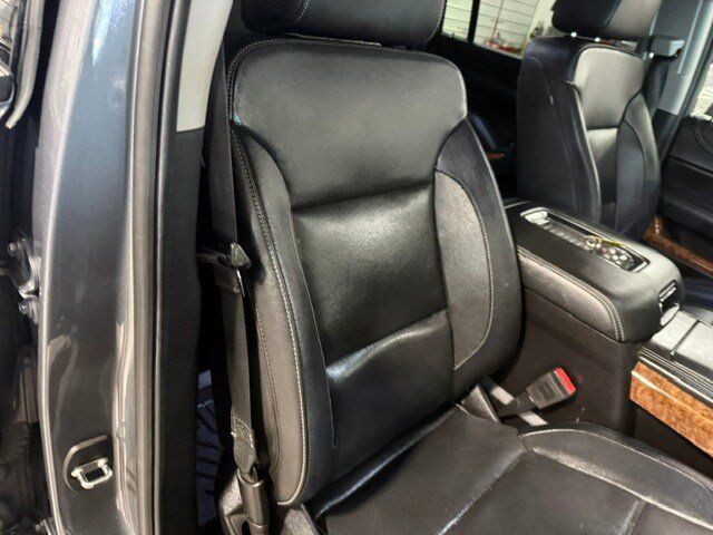 Used 2018 Chevrolet Suburban Premier AWD/4WD image 15