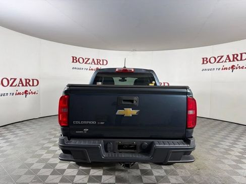 Used 2020 Chevrolet Colorado W/T w/ WT Convenience Package AWD/4WD image 7