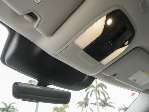 Certified 2026 INFINITI QX60 Luxe w/ Cargo Package FWD image 17