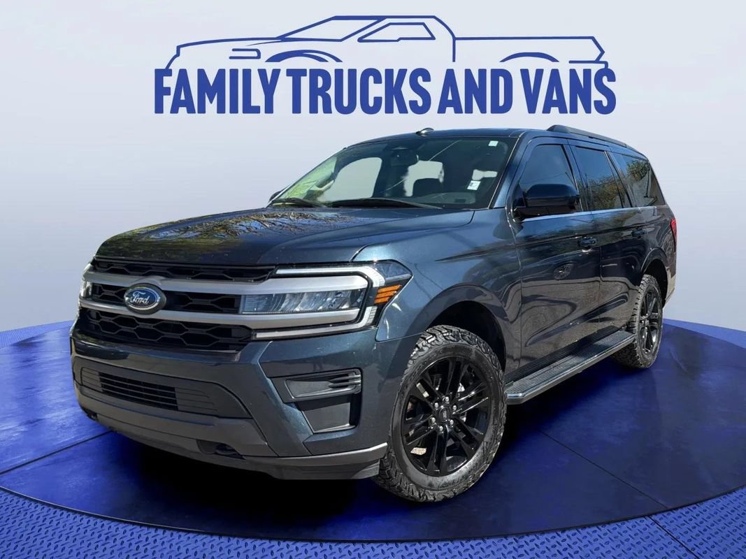 Used 2022 Ford Expedition XLT AWD/4WD image 1