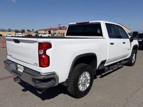 Used 2023 Chevrolet Silverado 2500 LTZ w/ Gooseneck/5TH Wheel Package AWD/4WD image 8