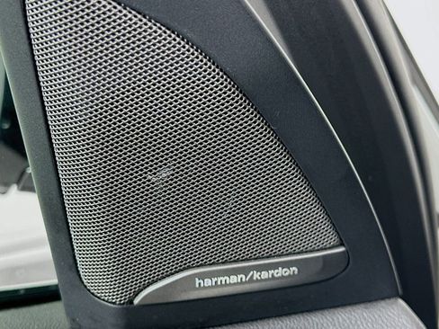 Used 2019 BMW X5 xDrive40i w/ M Sport Package image 19