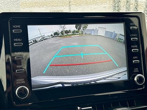 Used 2020 Toyota Corolla LE image 21