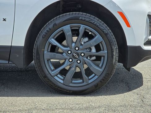Used 2022 Chevrolet Equinox RS w/ RS Leather Package AWD/4WD image 9