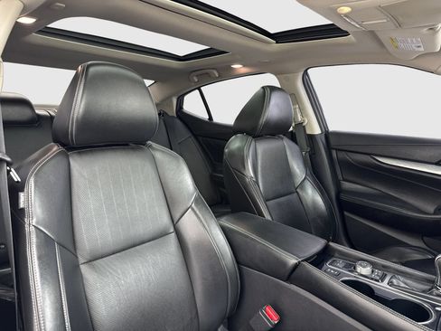 Used 2018 Nissan Maxima 3.5 SL FWD image 40