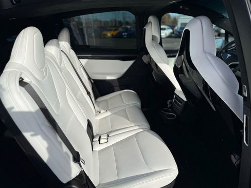 Used 2017 Tesla Model X 100D image 18