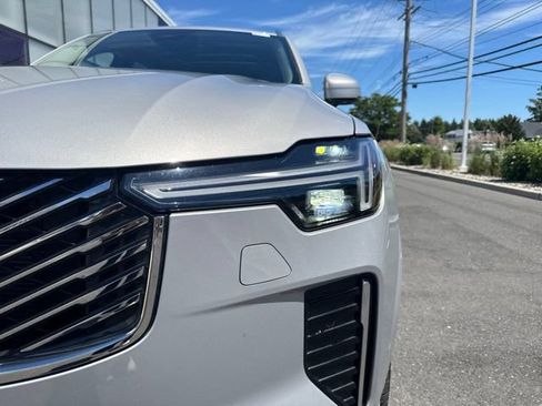 Certified 2025 Volvo XC90 B6 Plus AWD/4WD image 8