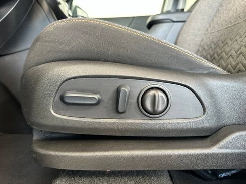 Used 2024 Chevrolet Equinox LT AWD/4WD image 22