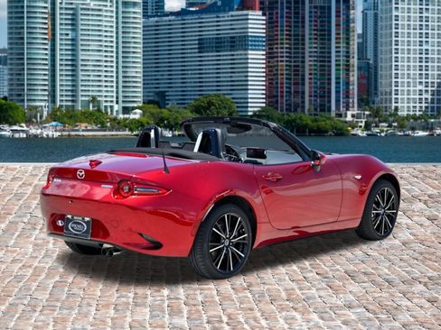 New 2026 MAZDA MX-5 Miata Grand Touring RWD image 9