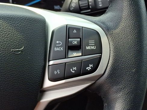 Used 2023 Ford Explorer XLT w/ Equipment Group 202A AWD/4WD image 24