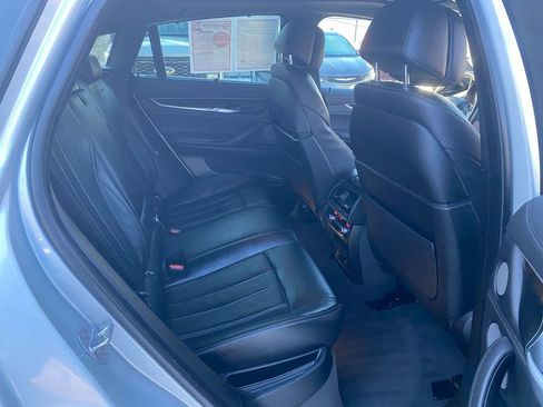 Used 2018 BMW X6 xDrive50i image 27