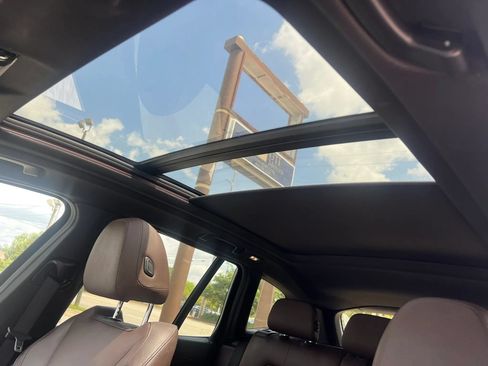 Used 2019 BMW X3 sDrive30i w/ Premium Package RWD image 2