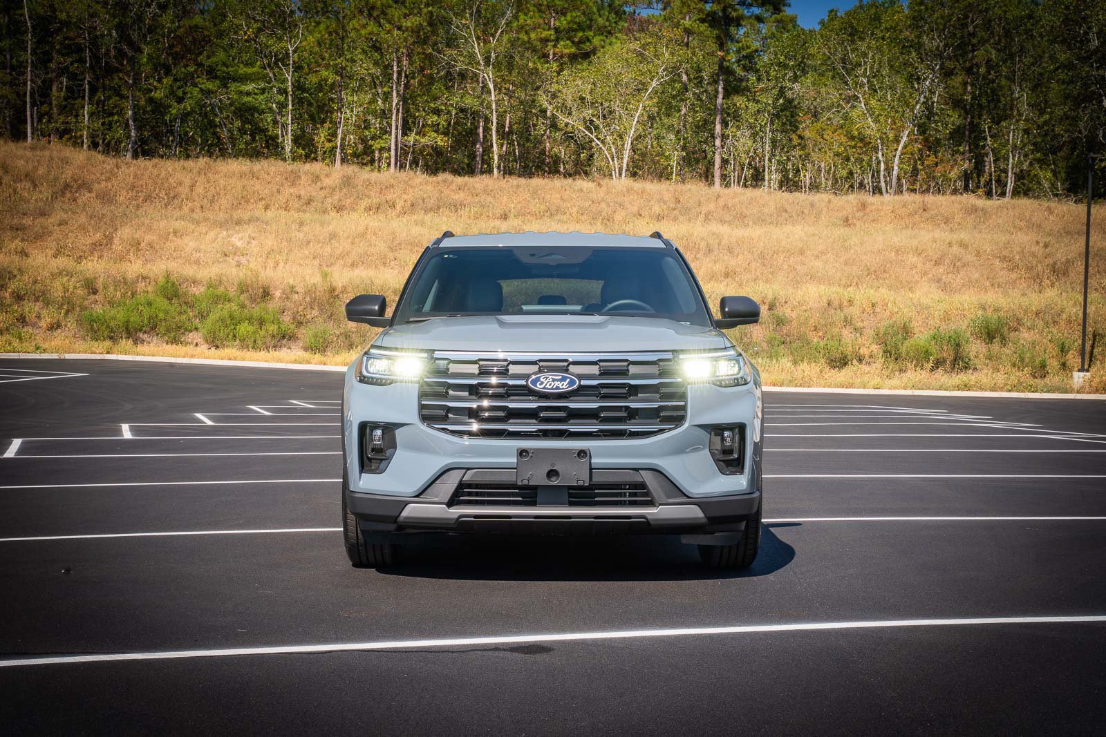 New 2027 Ford Explorer Active w/ Active Comfort Package RWD image 2