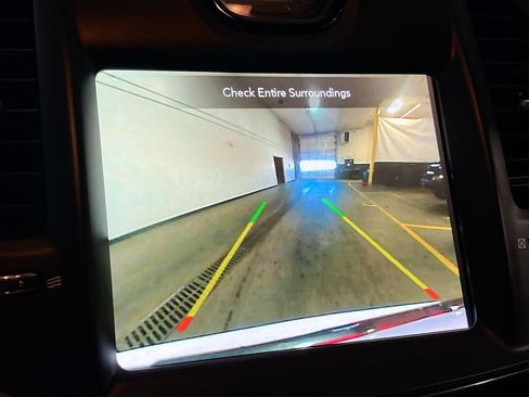 Used 2023 Chrysler 300 S w/ Comfort Group RWD image 14