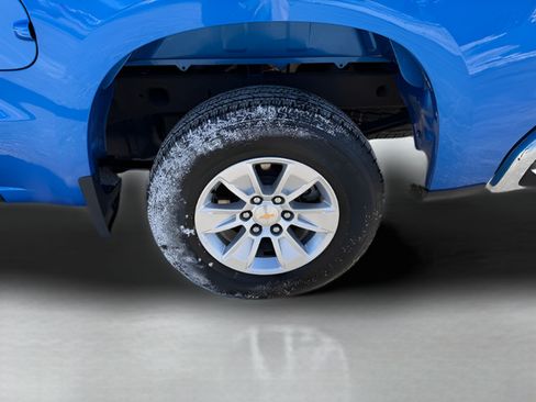 Used 2025 Chevrolet Silverado 1500 LT AWD/4WD image 22