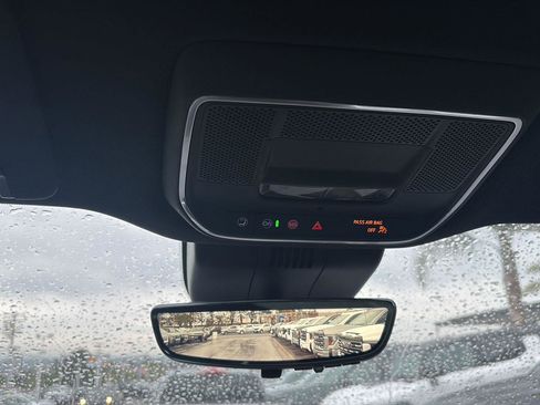 Used 2024 GMC Sierra EV Denali image 28