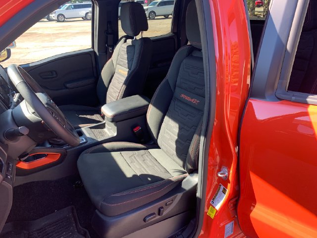 Used 2026 Nissan Frontier PRO-4X w/ Pro-4x Convenience Package AWD/4WD image 11