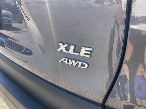 Used 2024 Toyota RAV4 XLE Premium w/ Weather Package AWD/4WD image 10