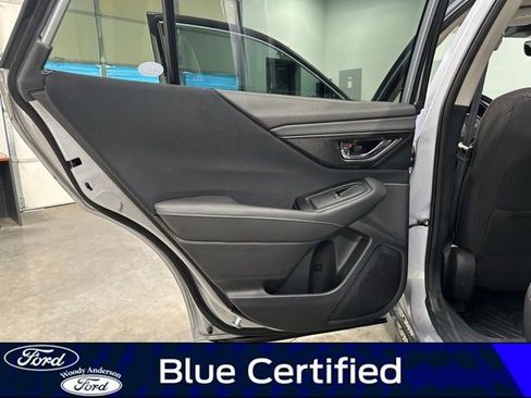 Used 2025 Subaru Outback Premium image 26