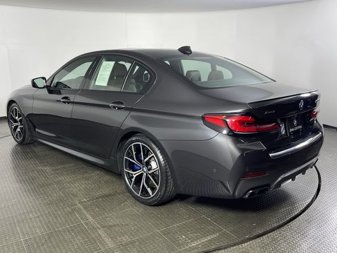 Certified 2022 BMW M550i xDrive w/ Dynamic Handling Package image 6