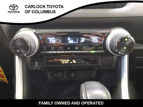 Used 2021 Toyota RAV4 LE AWD/4WD image 27
