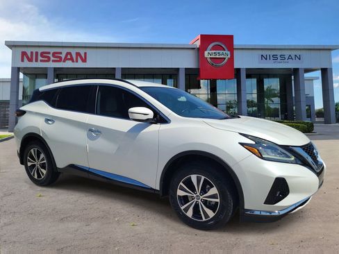 Certified 2022 Nissan Murano SV image 2