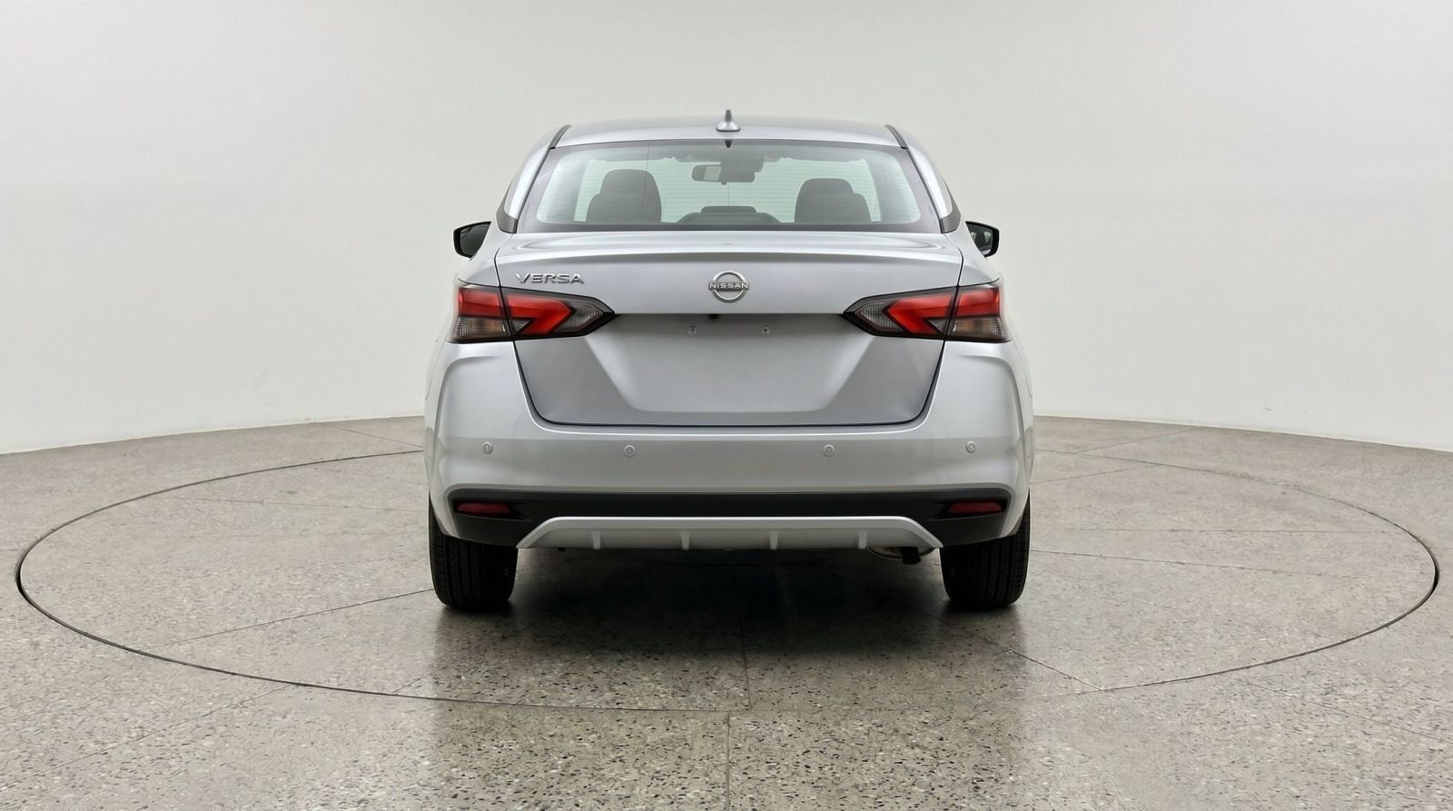 Used 2025 Nissan Versa SV FWD image 7