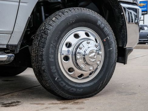 New 2026 RAM 3500 Big Horn AWD/4WD image 9