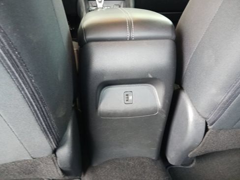 Used 2024 Nissan Sentra SV FWD image 22
