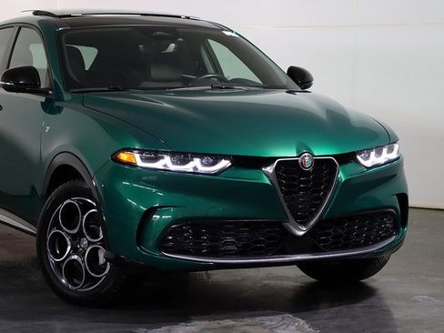 Used 2024 Alfa Romeo Tonale Ti image 6