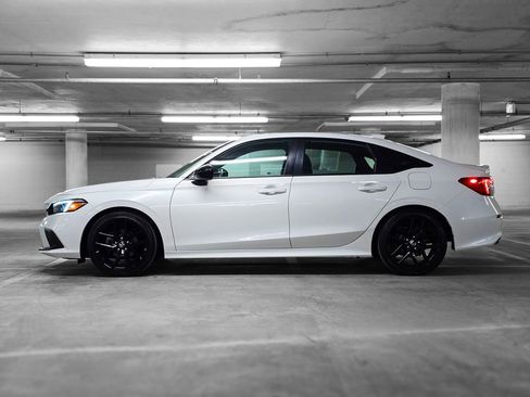 Certified 2024 Honda Civic Sport image 14