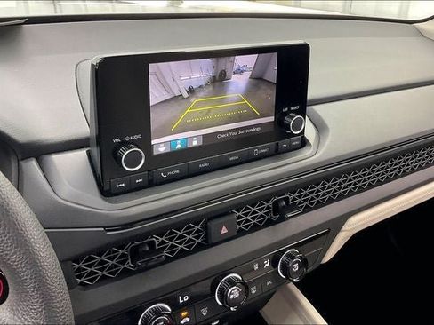 Certified 2023 Honda Accord LX image 27