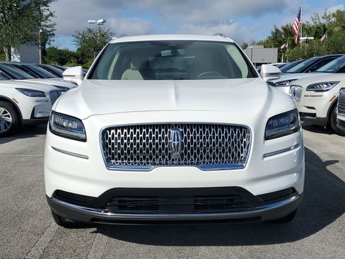 Certified 2022 Lincoln Nautilus FWD w/ Premium Package image 2