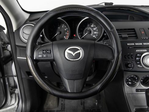 Used 2011 MAZDA MAZDA3 i Sport image 29