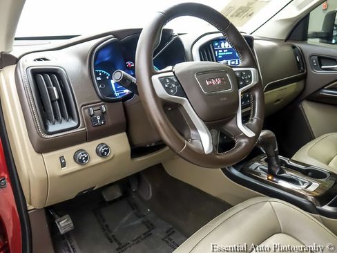 Used 2017 GMC Canyon SLT w/ Driver Alert Package AWD/4WD image 10