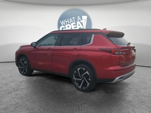 Used 2023 Mitsubishi Outlander SE AWD/4WD image 6